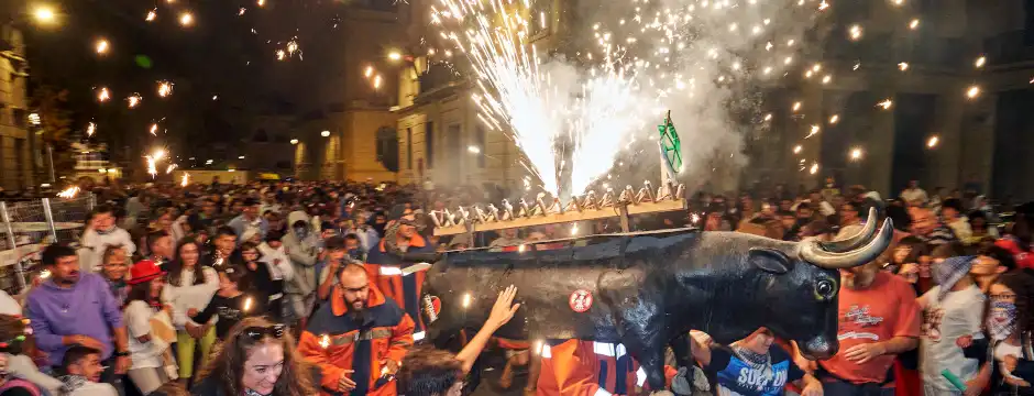 El Toro De Fuego Una Popular Tradicional Y Arraigada Celebraci n 